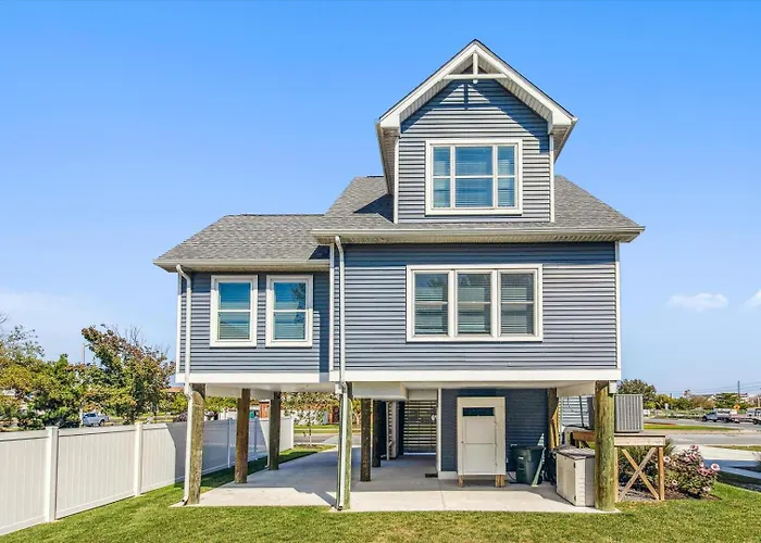 Bayside Bliss 205 Holiday home *